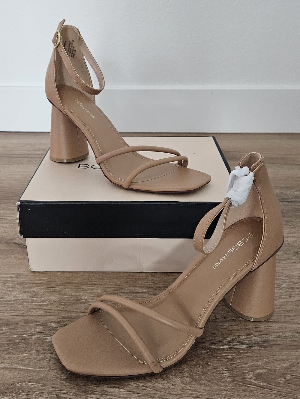 BCBG Patria Women's Ankle-Strap Block Heel Sandals in Tan Size 11